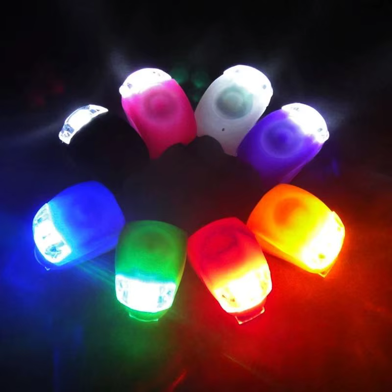 Lampe de vélo feu avant de vélo Silicone phare LED feu arrière roue vélo lumière étanche cyclisme vt