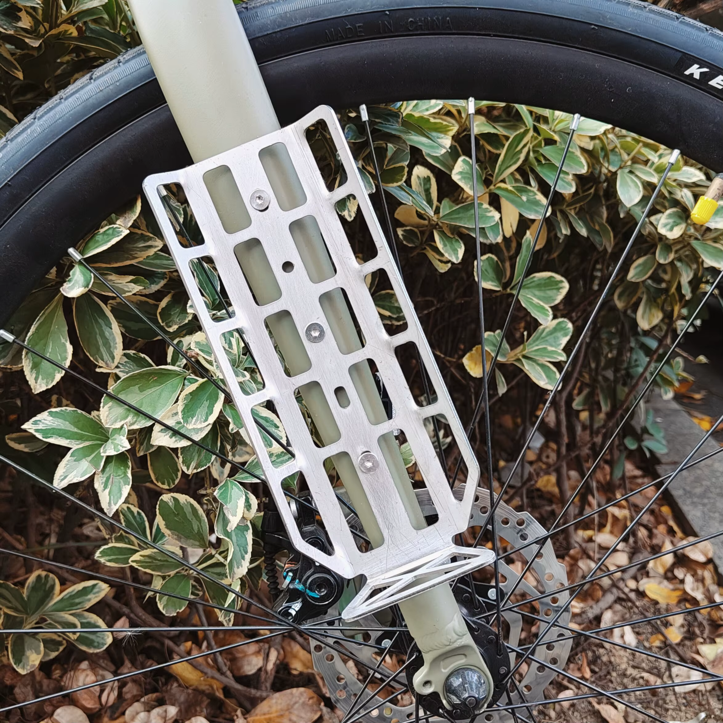 Touring voyage vélo fourche monté Extra-large porte-bouteille d'eau support latéral Bikepacking plat