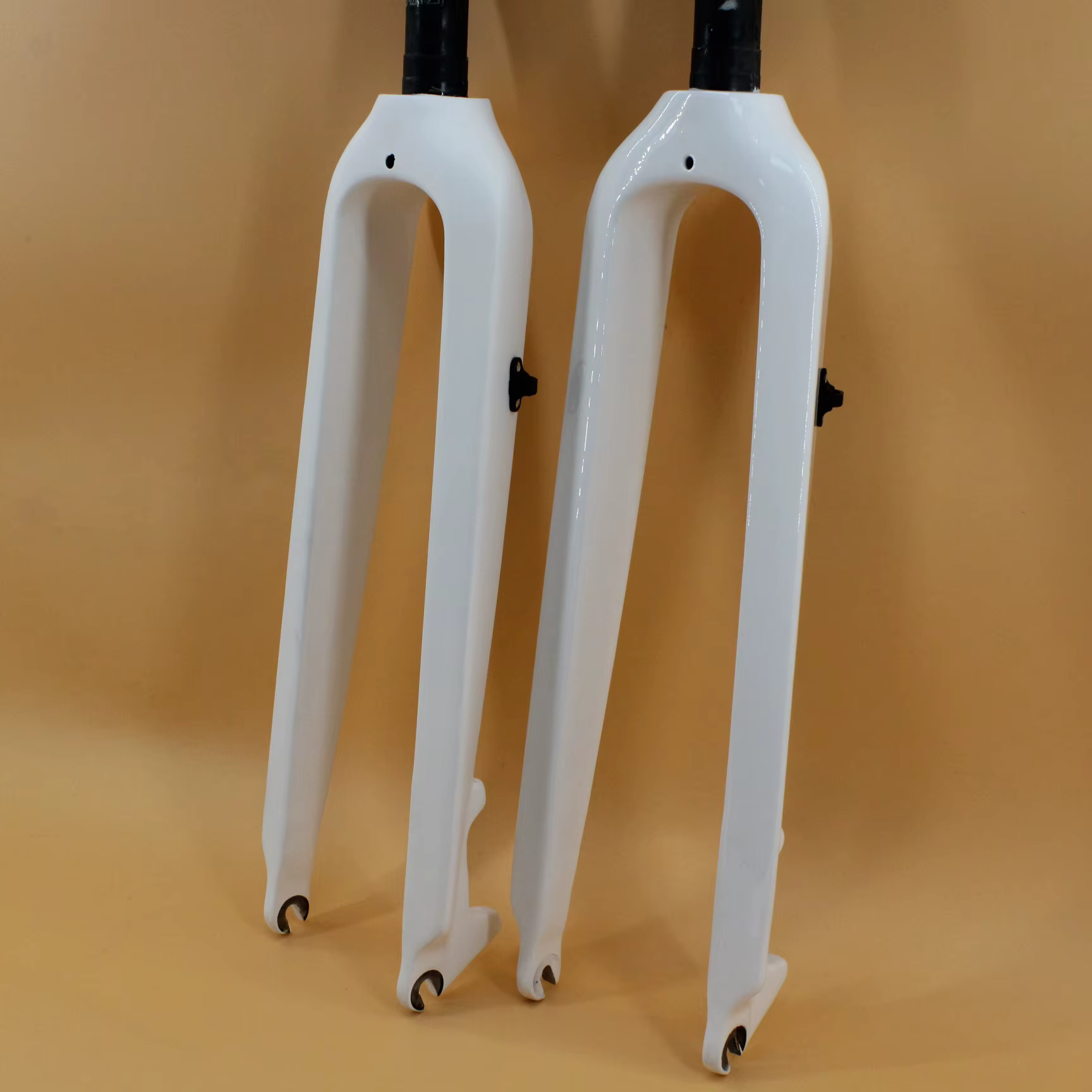 Tout nouveau vélo de montagne blanc complet en Fiber de carbone fourche avant de vélo frein à disque