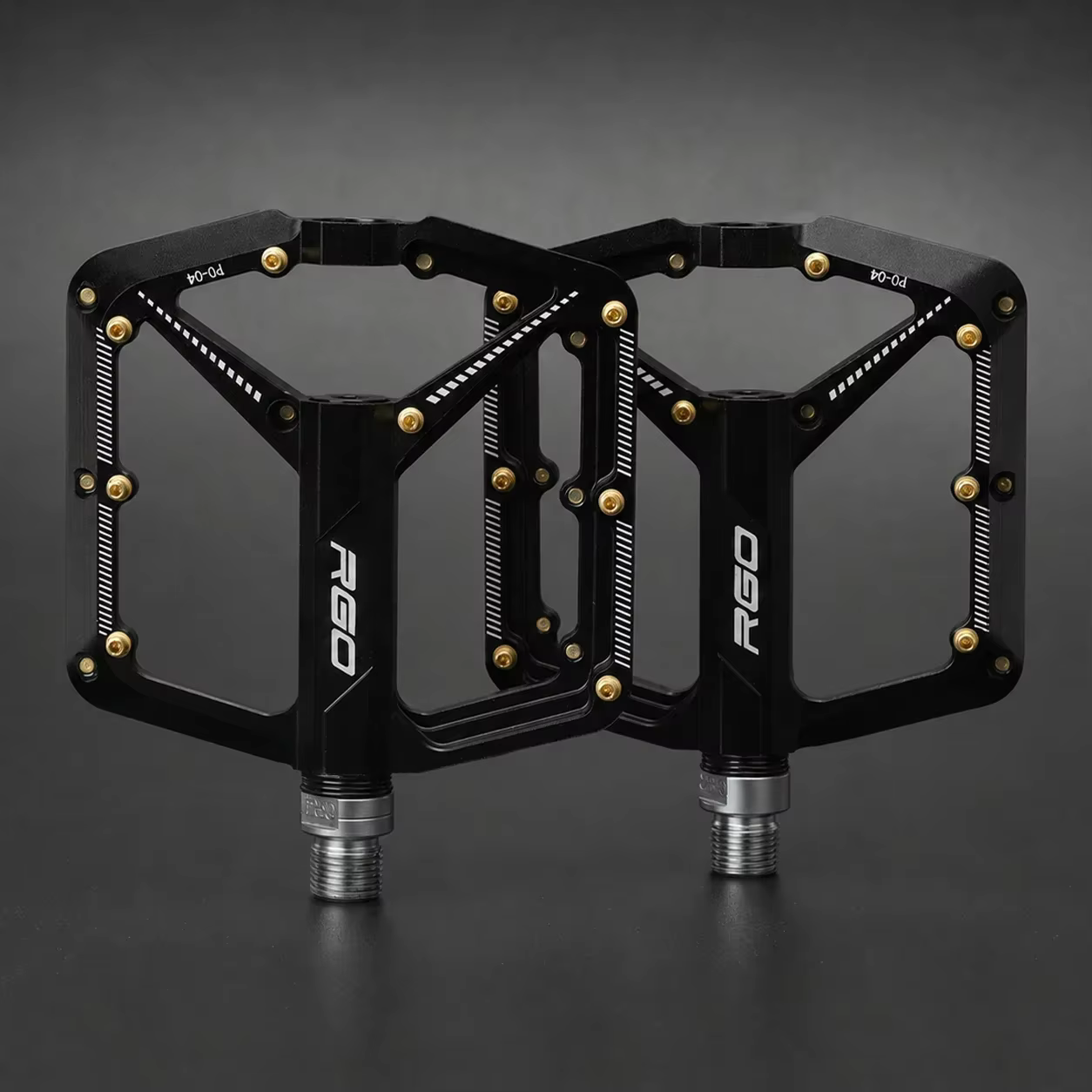 Pédales RGO PD-04 : Triple roulement, construction en alliage d'aluminium antidérapant usiné CNC — C