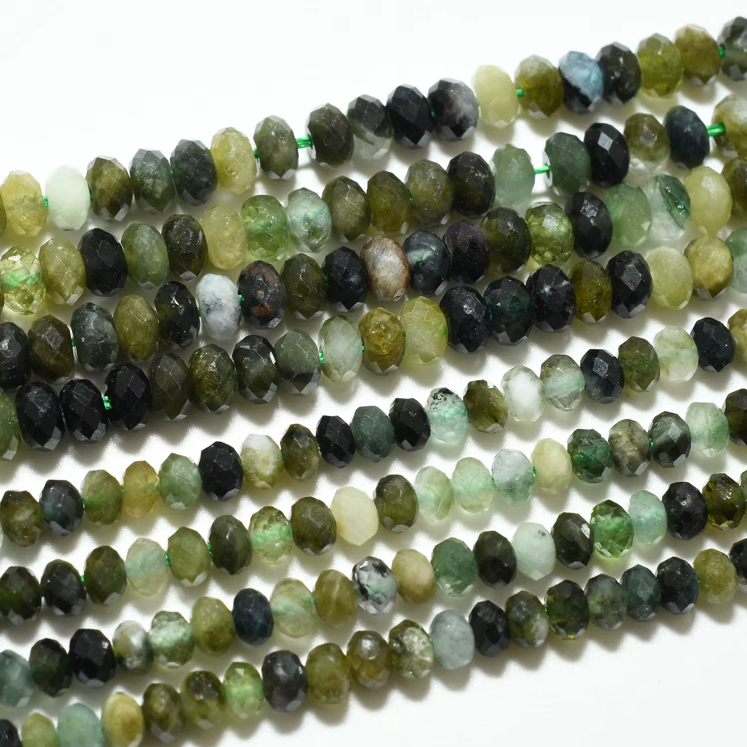 Perles rondelles à facettes en tourmaline verte-noire naturelle 2x3mm / 2,3x4mm