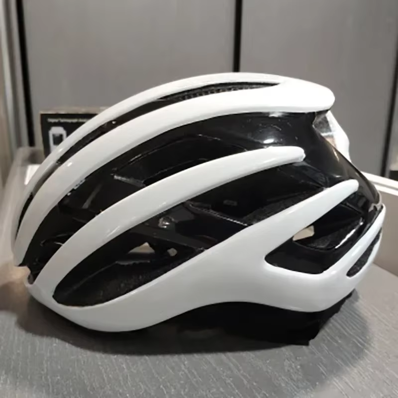 Casque de cyclisme sur route professionnel pour hommes et femmes, casque de course sur route, casque