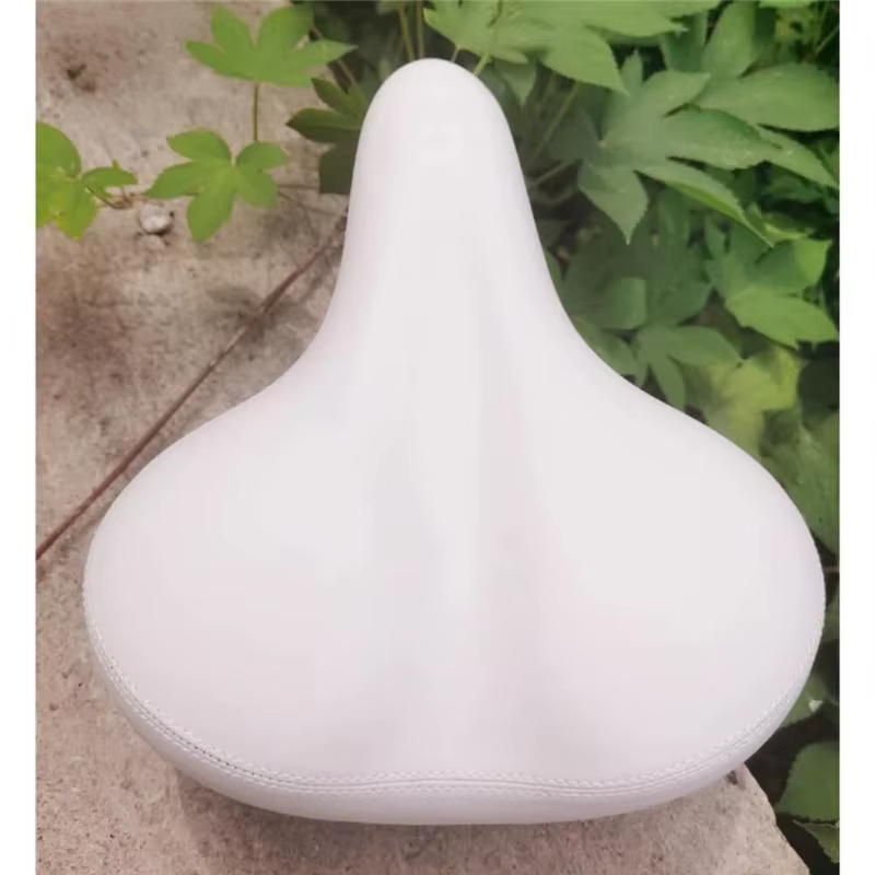 Selle de vélo blanche avec ressort