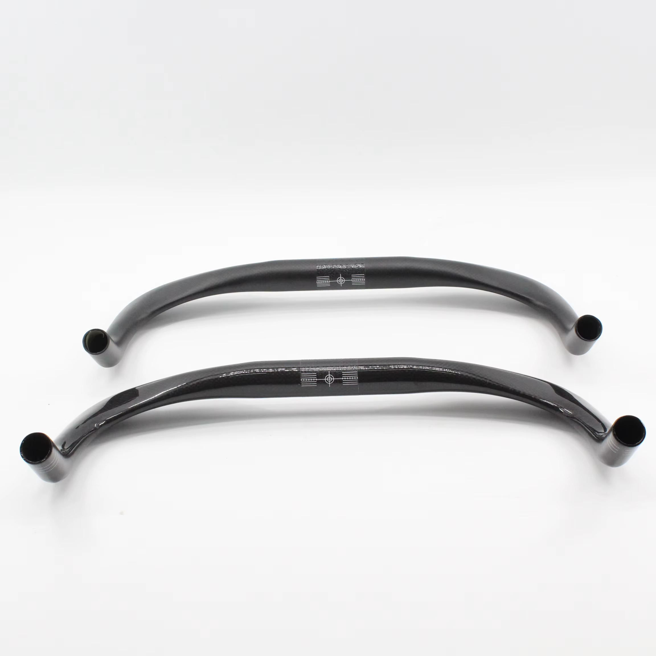 Nouveau guidon de vélo de route en carbone 3K
