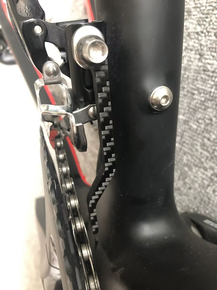 Vélo de route en fibre de carbone anti-chaîne stabilisateur de chaîne guide