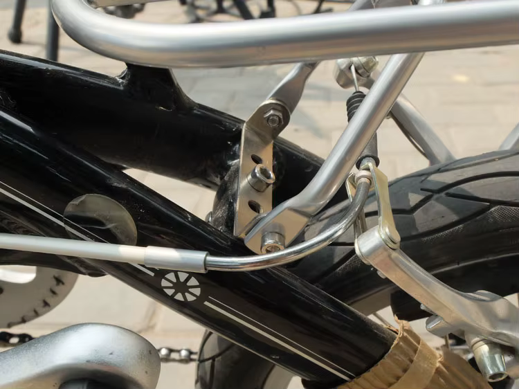 Porte-bagages arrière en alliage d'aluminium