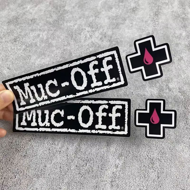 1PC Muc - Off Brand Decals - Ensemble d'autocollants avec logo "Muc - Off" et icônes de gouttelettes croisées