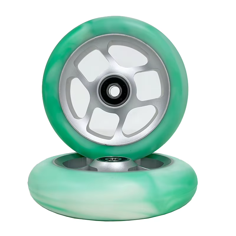 Roues de scooter cascadeur 110 mm 2 pièces | Noyau en aluminium 88A | Freestyle Tricks Résistant à l'usure et absorbant