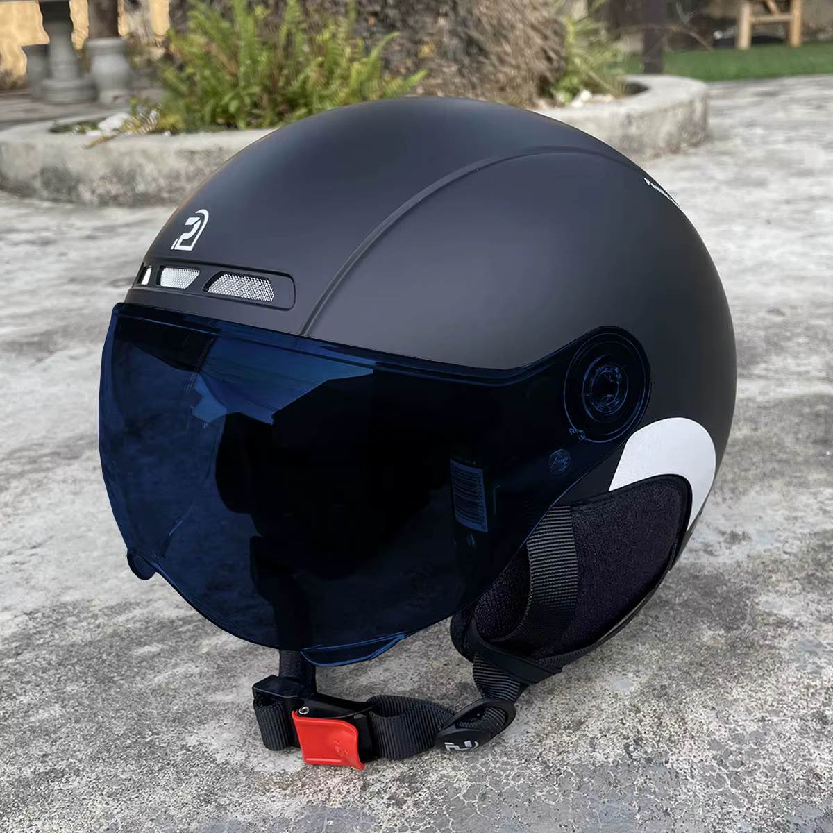 PEMILA casque de cyclisme avec lunettes lentille Protection des oreilles autocollant réfléchissant