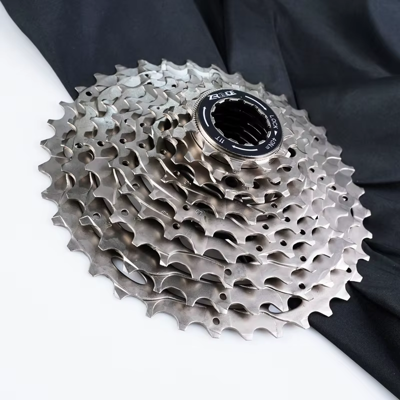 ZRACE Cassette de vélo 8 vitesses/9 vitesses roue libre