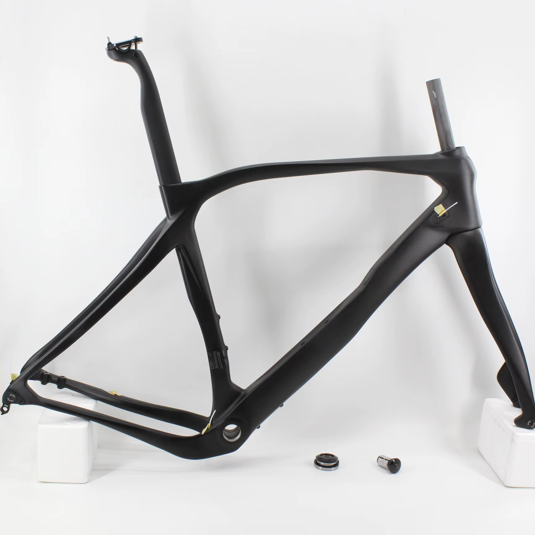 700c Cyclocross voyage gravier vélo de route mat UD