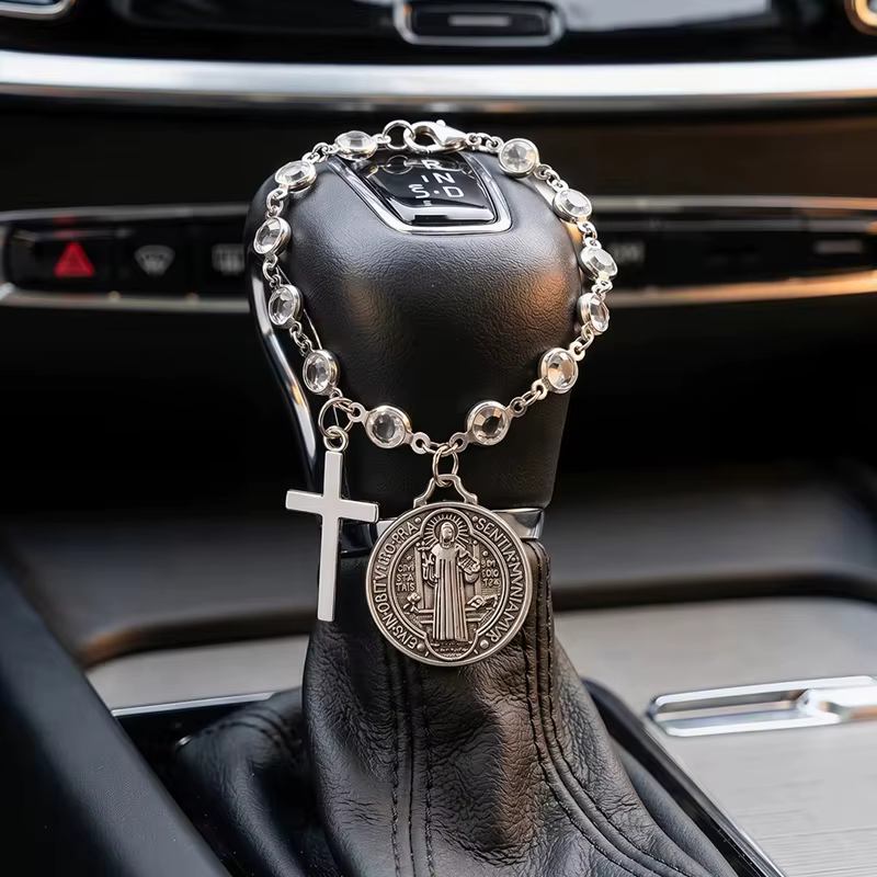 Accessoire de voiture, médaille et croix de Saint Benoît pour la décoration intérieure de voiture, pendentif de protection religieuse