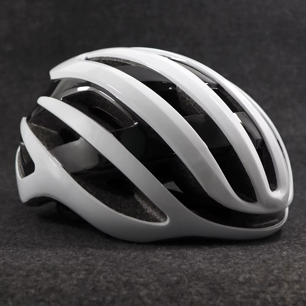 Casque de vélo ultraléger