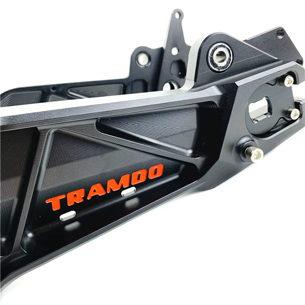 Cadre de moteur à fourche plate arrière solide pour scooter électrique
