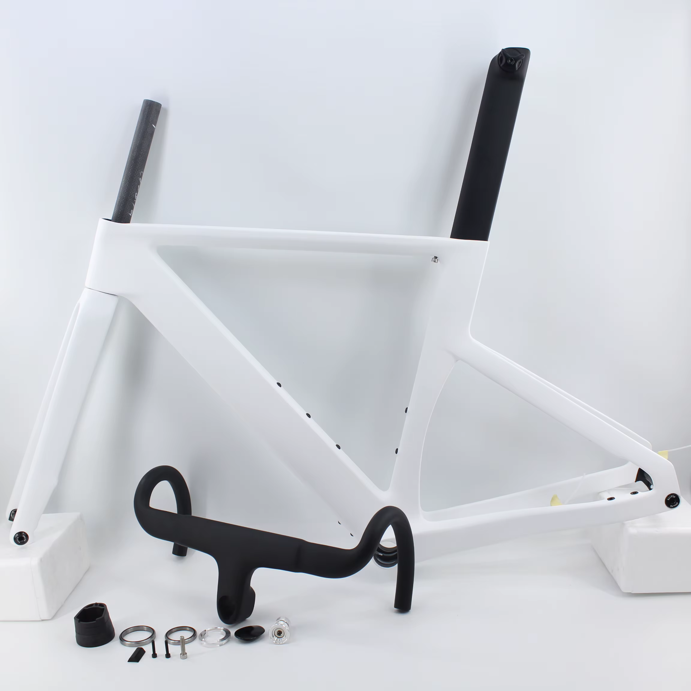 Nouveau câble entièrement dissimulé 700C pour vélo de route
