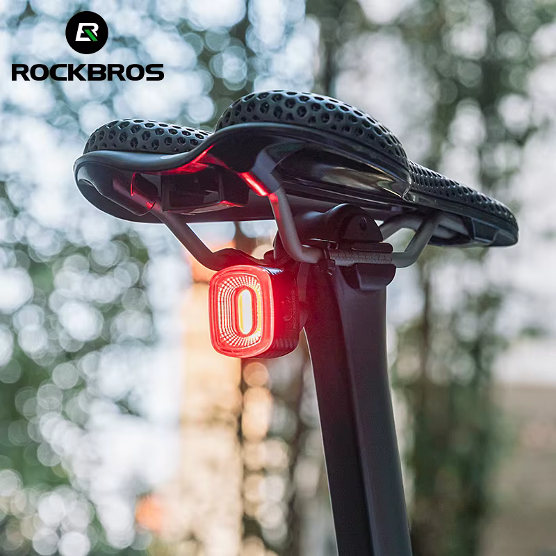 ROCKBROS feu stop de vélo intelligent IPx6 feu arrière type-c feu