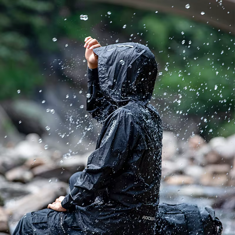 Manteau de pluie à capuche de cyclisme