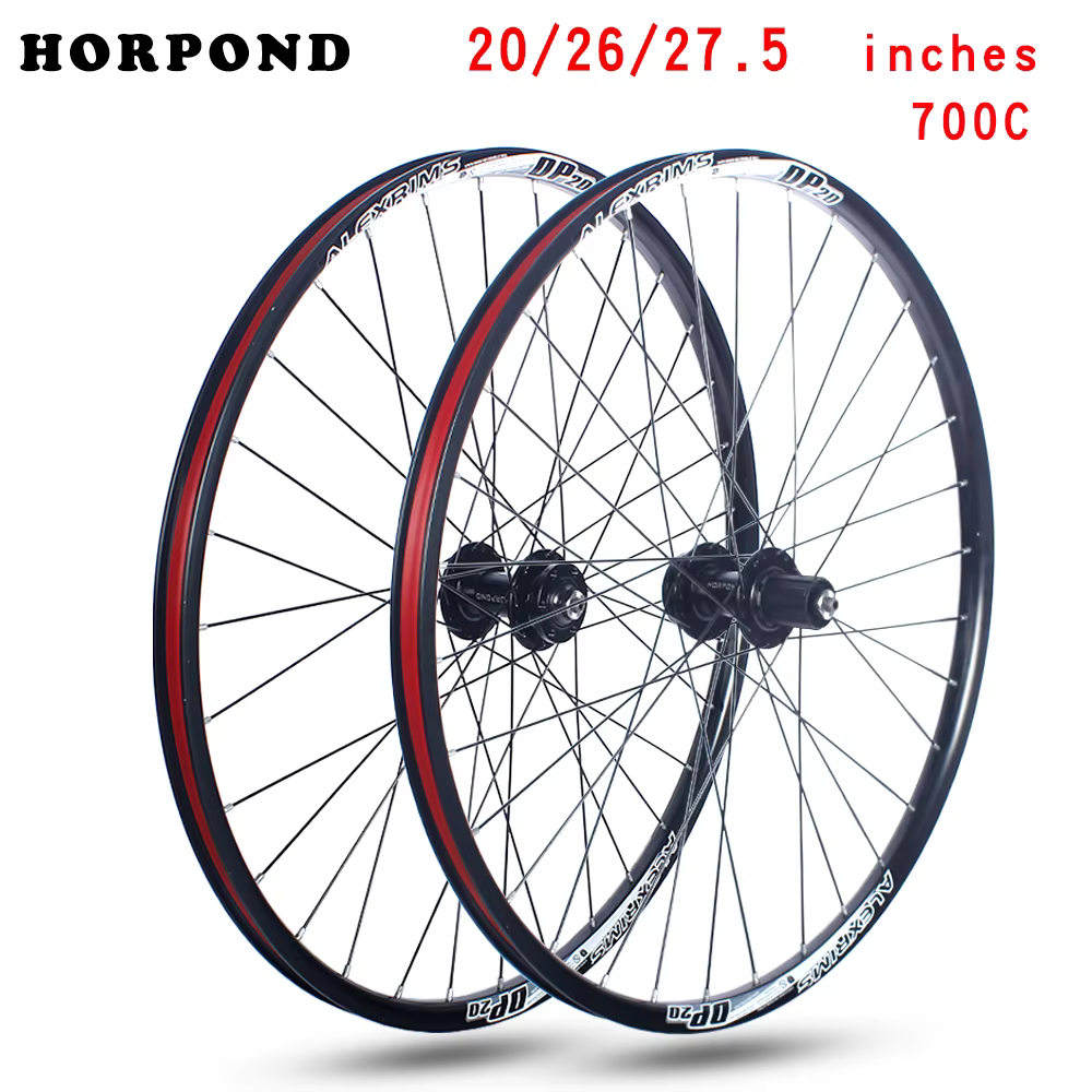 Jeu de roues de vélo de montagne
