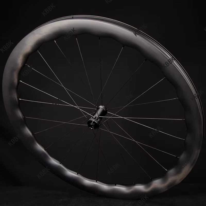 Roues de vélo de gravier ondulées en carbone 700C