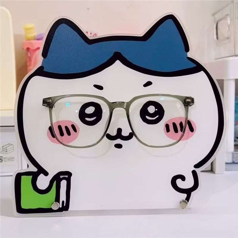 Support à lunettes Kawaii Chiikawa en matériau lisse, organisateur de bureau créatif et pratique, décoration pour la maison et le bureau, utilisation quotidienne exquise