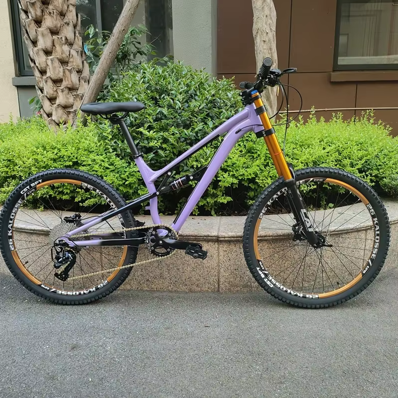 Vélo de montagne à suspension intégrale Kalosse