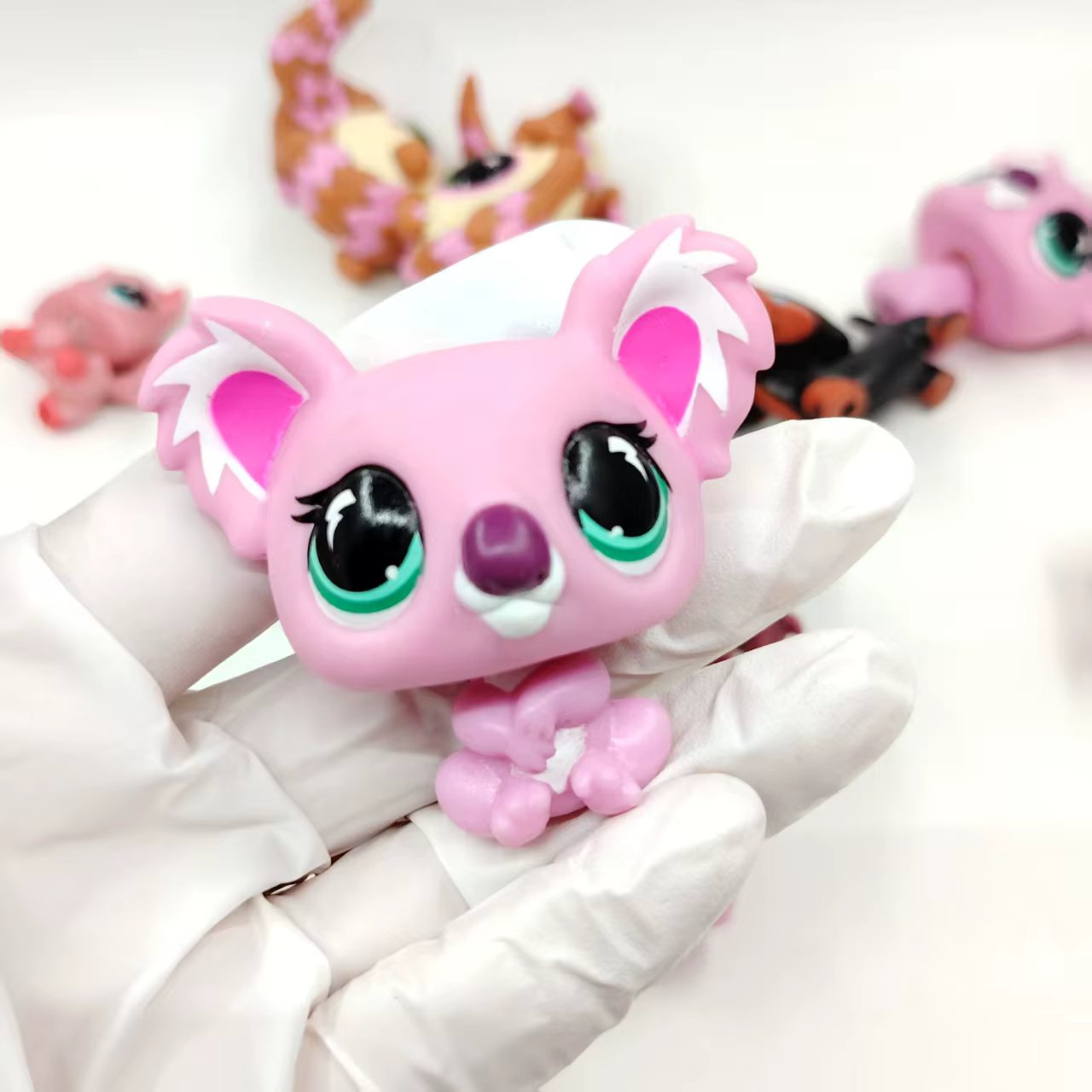 Accessoires originaux pour poupées Lps, possibilité de choisir des figurines de collection, jouets animaux mignons, cadeau d'anniversaire pour enfants