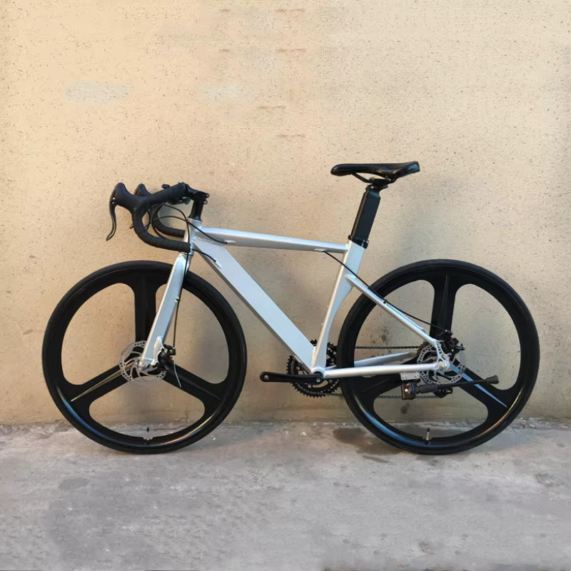 Vélo de route en alliage d'aluminium double frein à disque pour étudiants et adultes