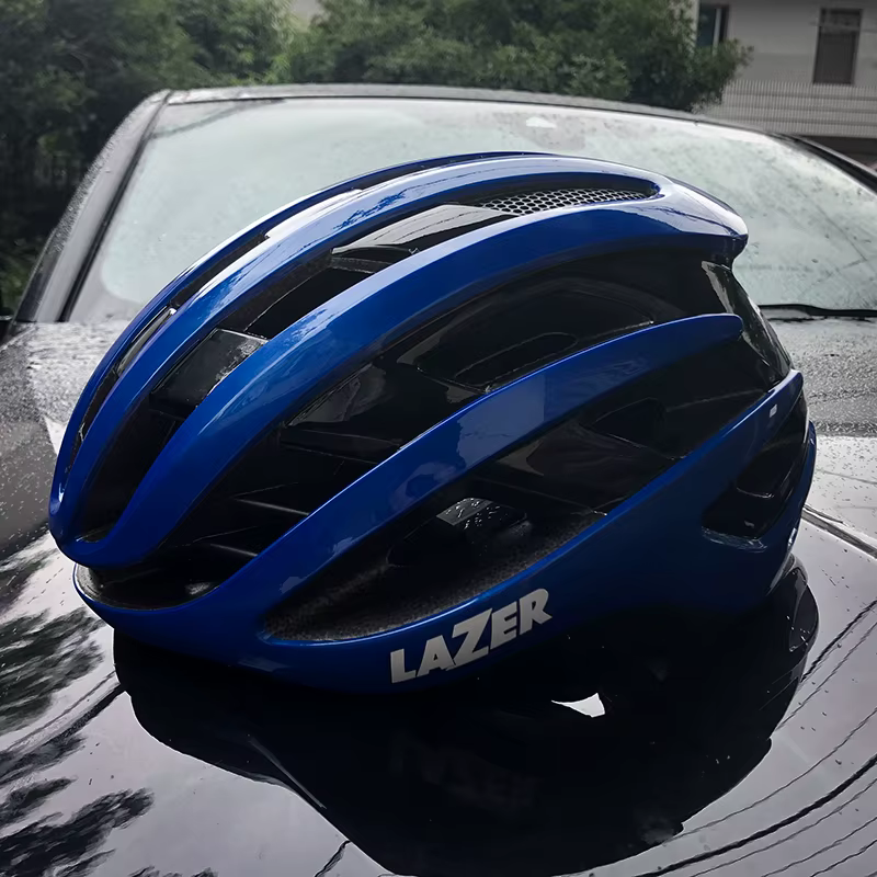 Casque de vélo ultraléger Aero