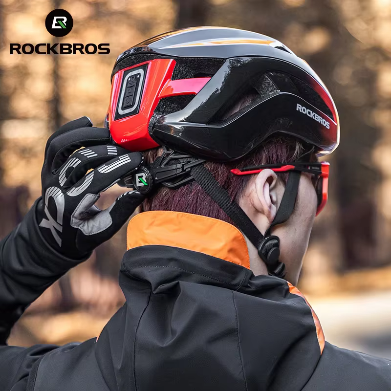 Casque de vélo avec lumière LED iodée