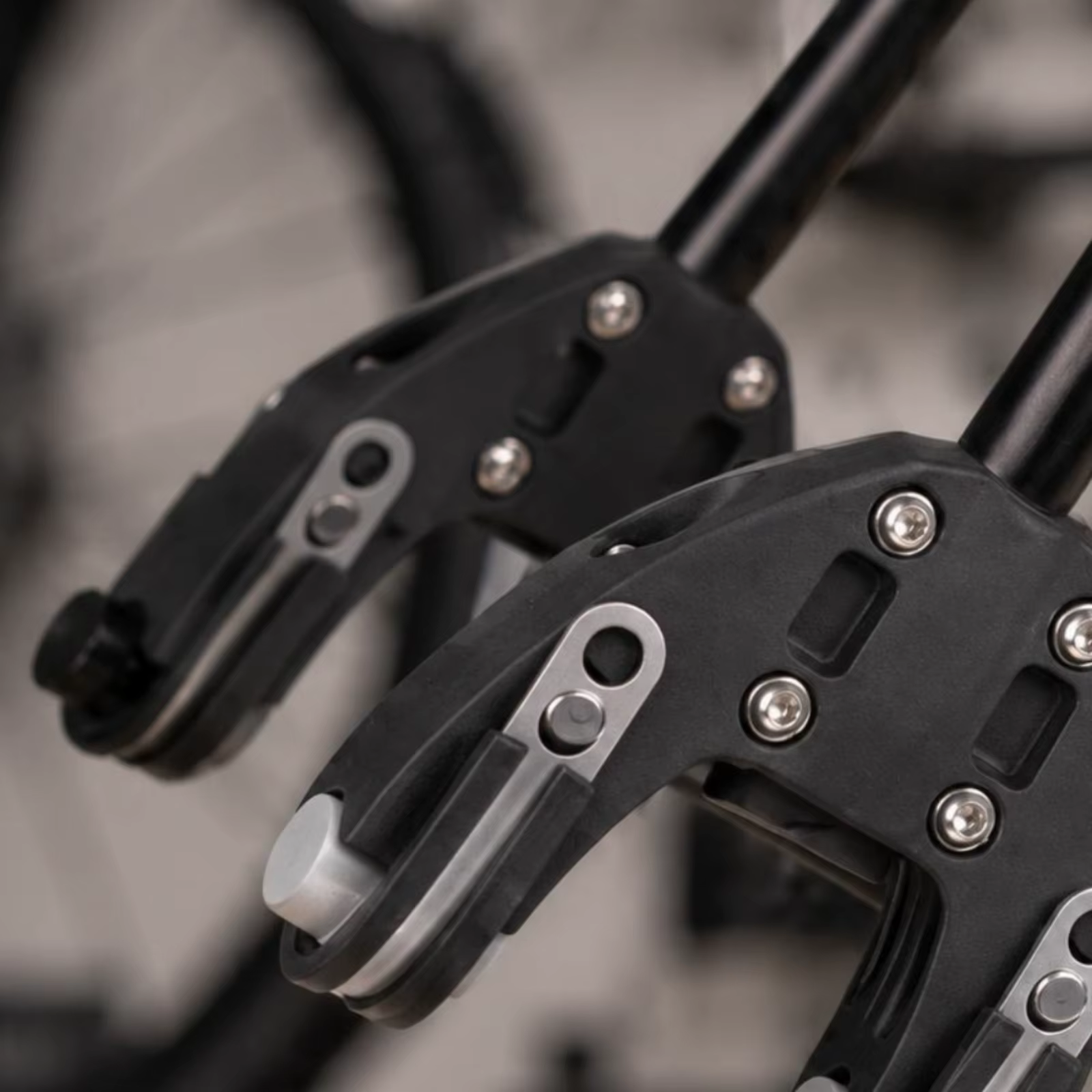 Porte-bagages arrière réglable pour vélo