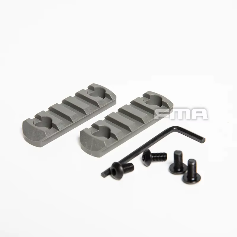 FMA Outdoor Products Wendy Casque Rail Spécial Petits Accessoires