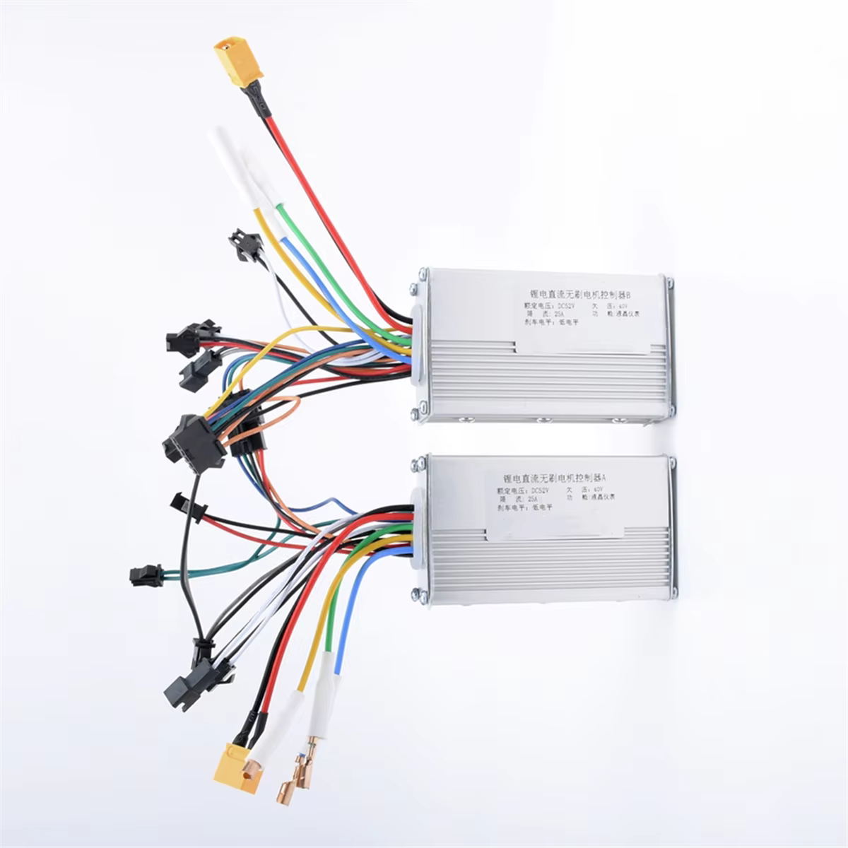 Supernew 52V 25A 1200W JP moteur à courant continu sans brosse contrôleur de vélo de Scooter électrique A + B
