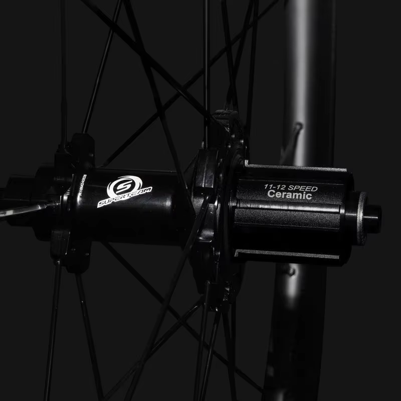 SUPERTEAM Classic Pro R25-50 700C Roues de vélo de route en carbone Clincher Tubeless Frein sur jante Logo Noir