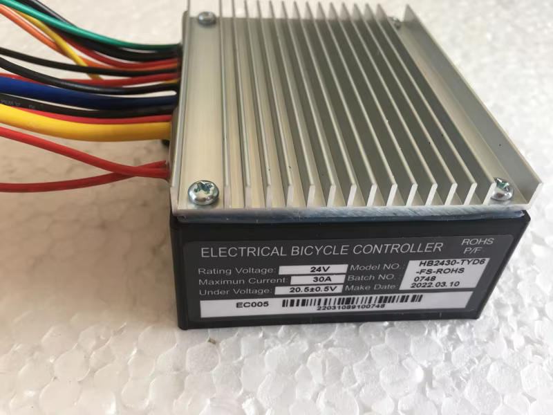 Contrôleur de vitesse 24V pour trottinette électrique Razor D343 facades Version11 + avec 5 connecteurs