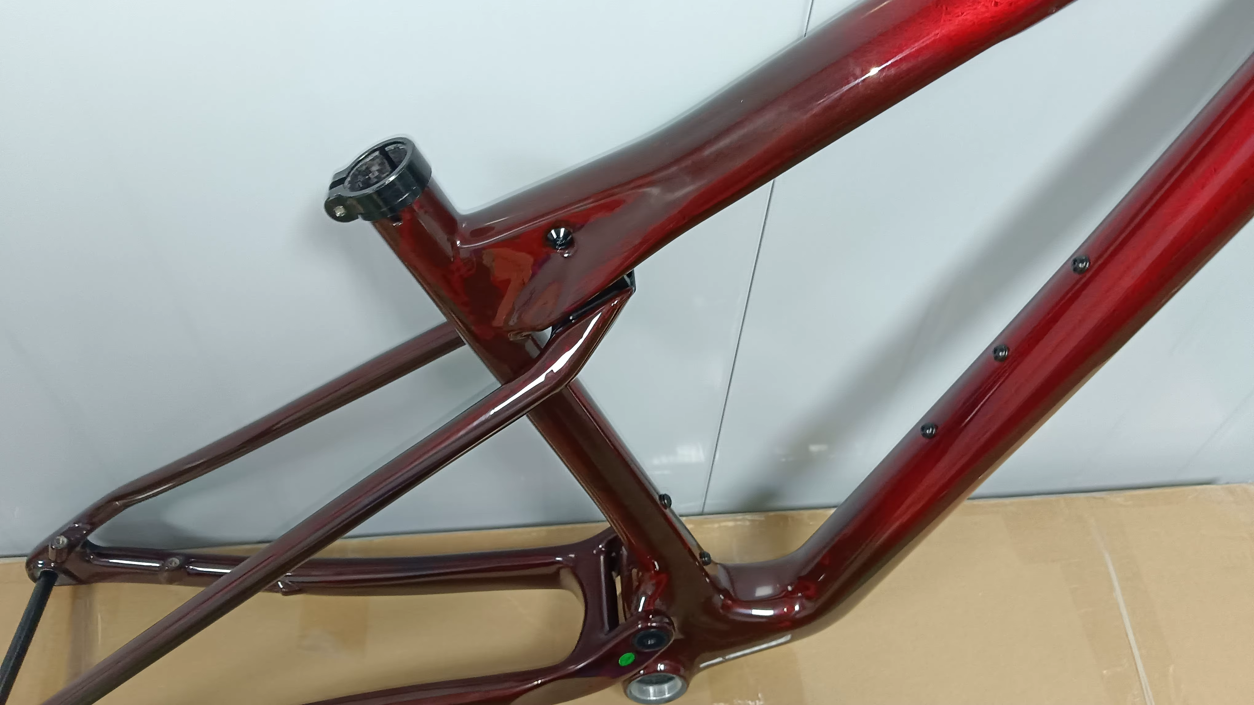 Cadre de vélo de montagne VTT HMC T1100 entièrement en fibre de carbone