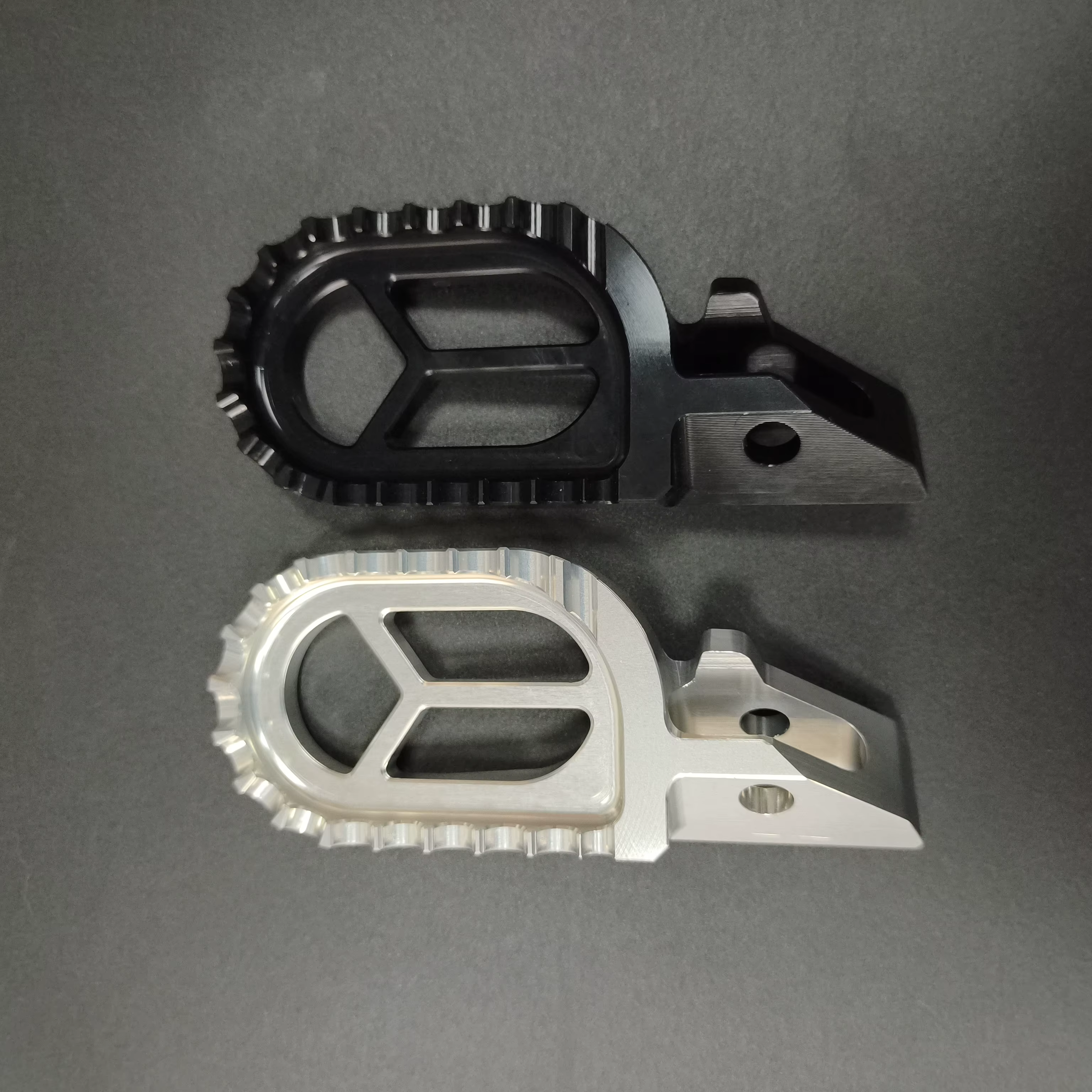 Repose-pieds pour moto électrique tout-terrain Sur-Ron Ultra Bee