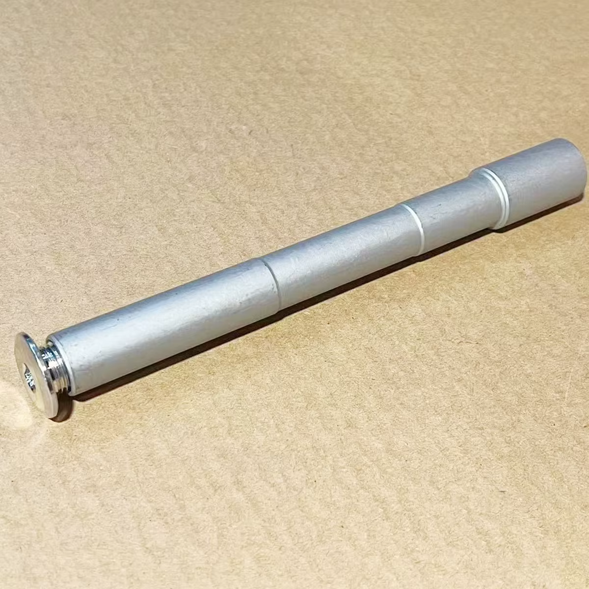 Pièces d'origine OEM pour moto électrique tout-terrain Ultra Bee : axe de roue avant / joint d'étanchéité / écrou d'axe