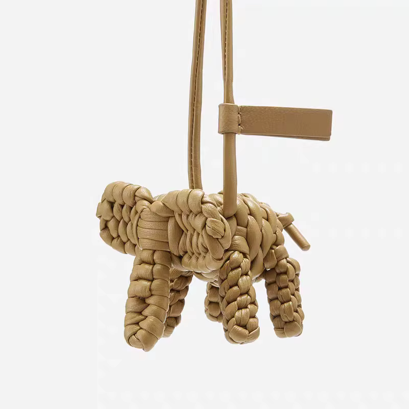 Pendentif éléphant en cuir tressé de luxe, breloque de sac de haute qualité, accessoire de décoration pour sac fourre-tout, artisanat unique