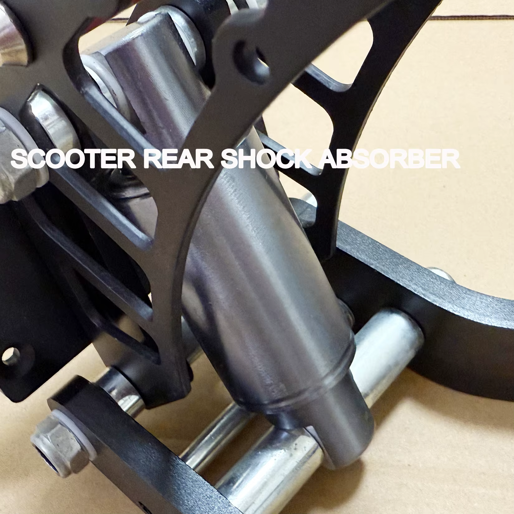 Amortisseur arrière pour scooter électrique
