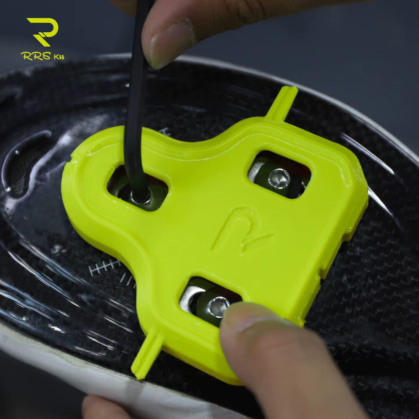Outil d'ajustement simple pour les clips de vélo de route RRSKIT