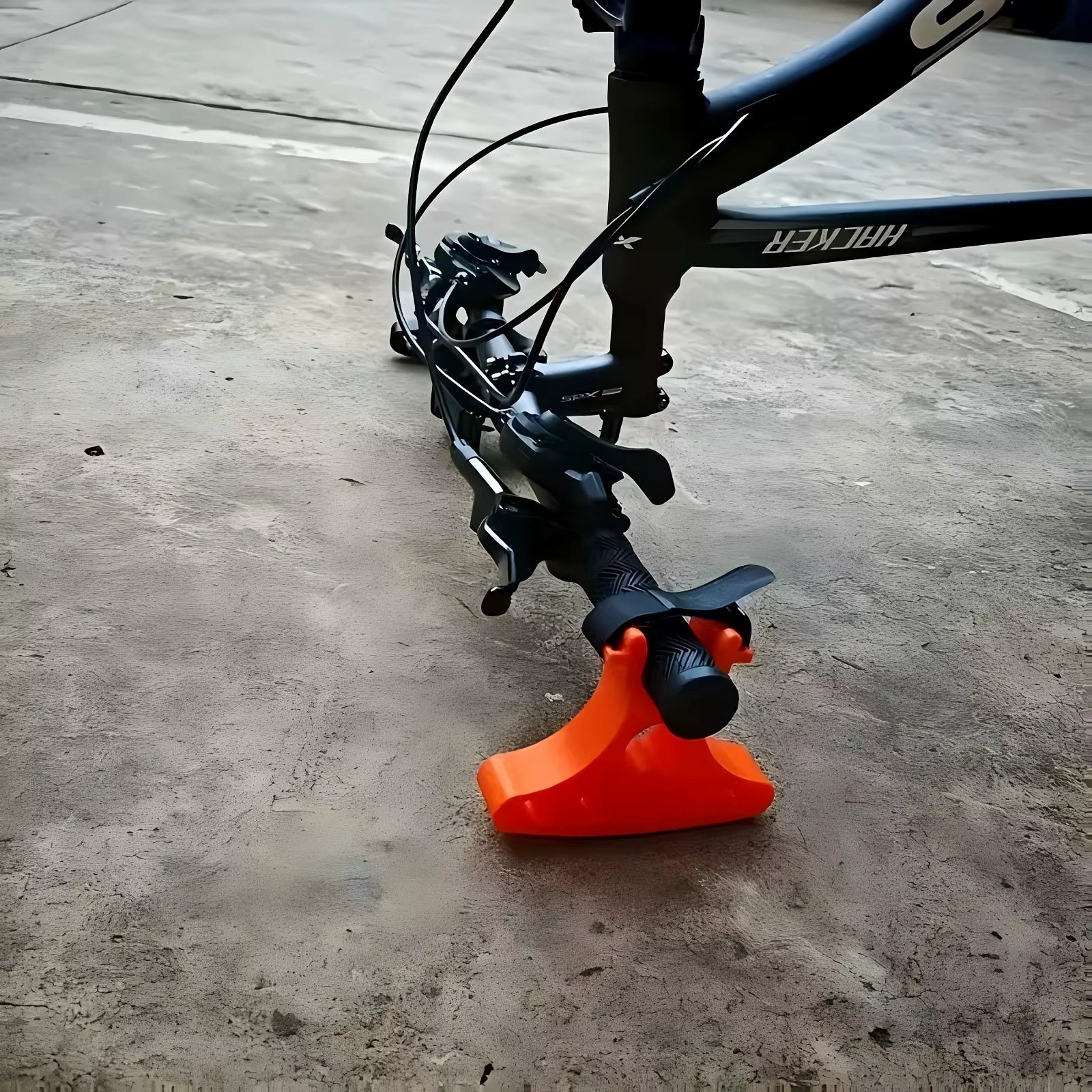 Lot de 2 supports de réparation de vélo portables inversés