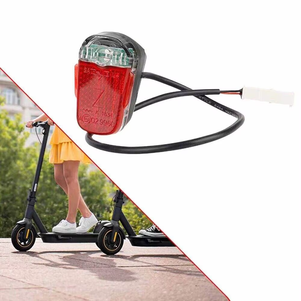 Feu arrière de Scooter électrique feu stop pour Ninebot Max G30D feu arrière ABS garde-boue garde-boue avertissement arrière pièces de feu arrière LED