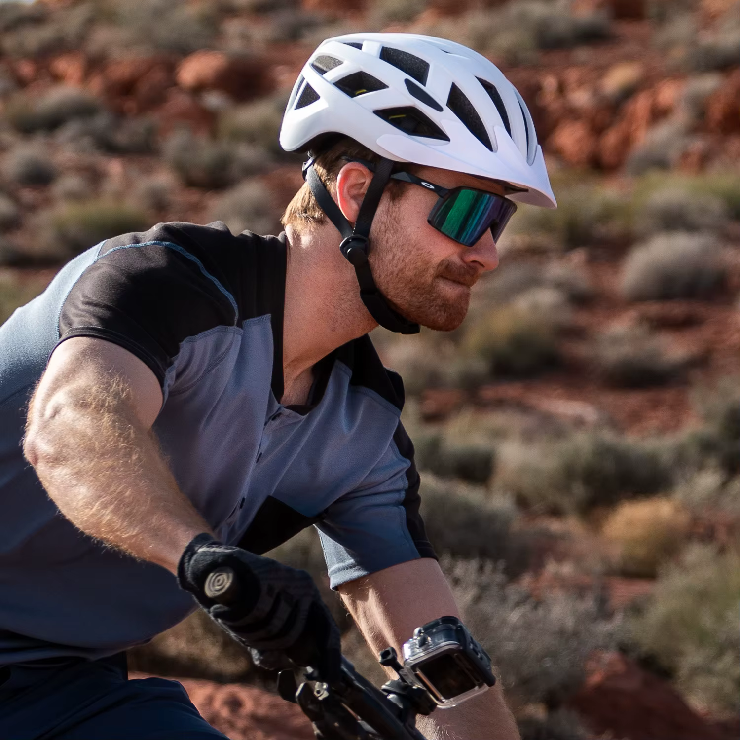 Casque de vélo Gem MIPS avec deux doublures amovibles