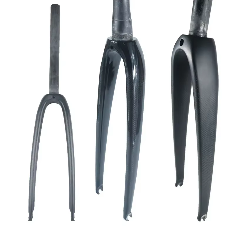 Fourche de vélo de route en carbone
