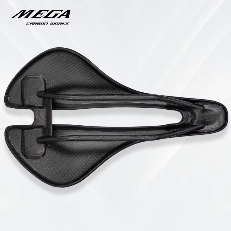 Selles de vélo de route 3D légères 115g entièrement en carbone