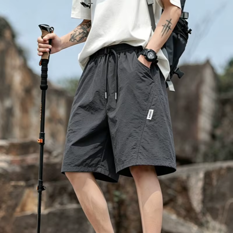 Shorts de trekking fins pour hommes, d'été, à séchage rapide, en soie glacée, avec cordon de serrage, style salopette ample, tendance mode