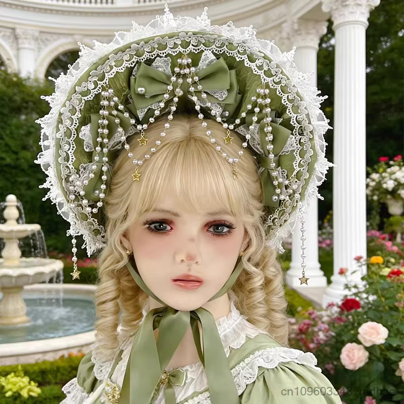 Accessoires de costume Gothic Lolita : Chapeau en dentelle avec nœud, Bonnet élégant vintage victorien pour femme avec ruban perlé, Casquette plate pour Tea Party et Cosplay