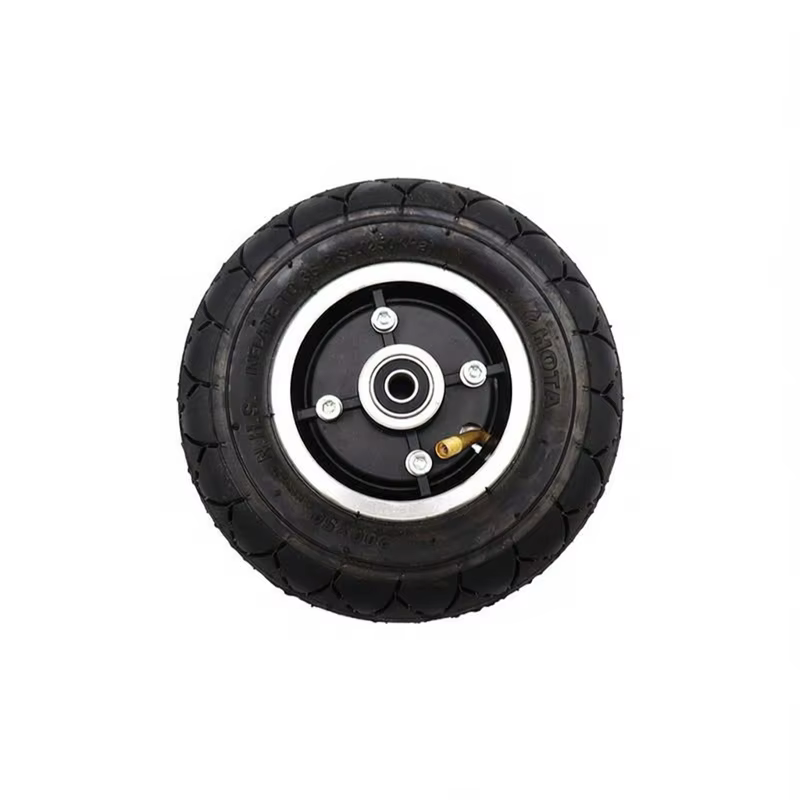 Pneu de trottinette électrique avec freins à tambour
