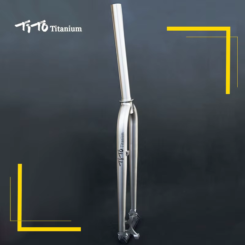 Fourche avant de vélo de montagne TiTo Titanium Gr.9 MTB