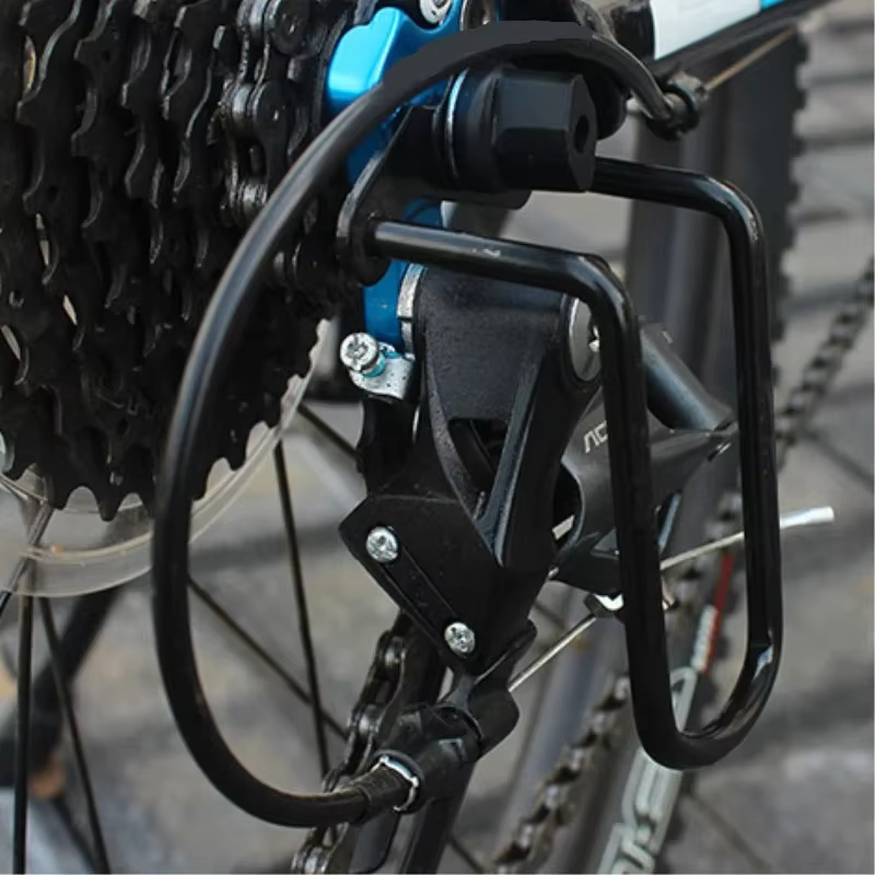 Protecteur de dérailleur arrière pour vélo de route et VTT